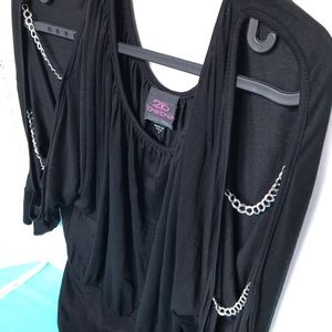 Chain Shoulder Top